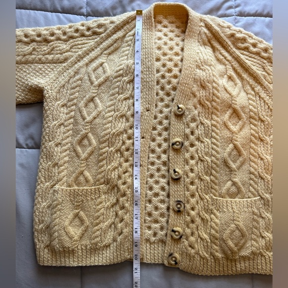 Wool VTG Cream Color Cardigan Handmade From Ireland With Buttons and Pockets - Picture 5 of 5